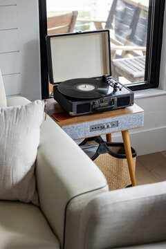 Residential House with turntable 