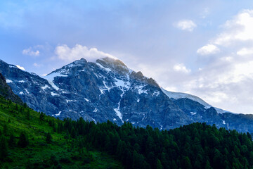 Blick von Sulden (Solda) auf den Ortler in S&uuml;dtirol, Italien	