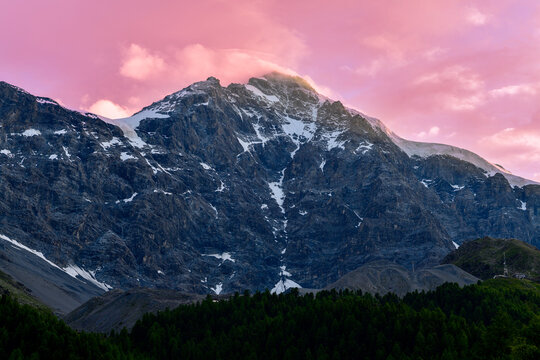 Sonnenuntergang am Ortler in S&uuml;dtirol, Italien
