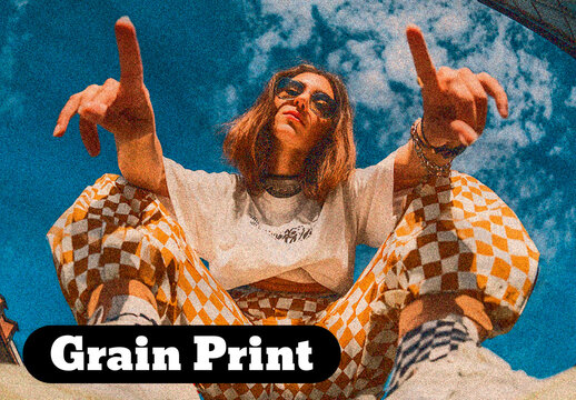 Vintage Grain Print Photo Effect