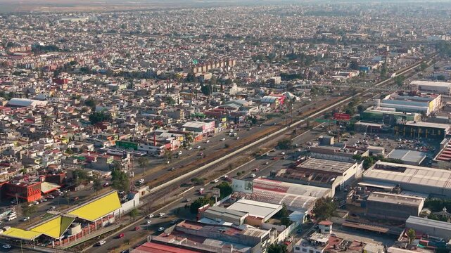 Urban street movement in Ecatepec captured from a low-flying drone