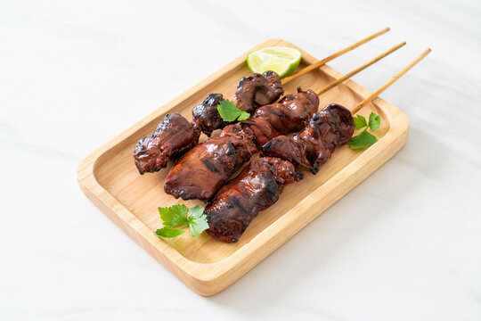 grilled chicken liver with herbs and spices