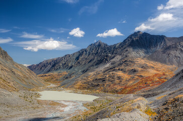 Fototapeta premium mountain valley with a glacial lake
