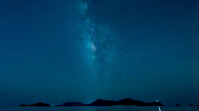 座間味島　天の川　星空