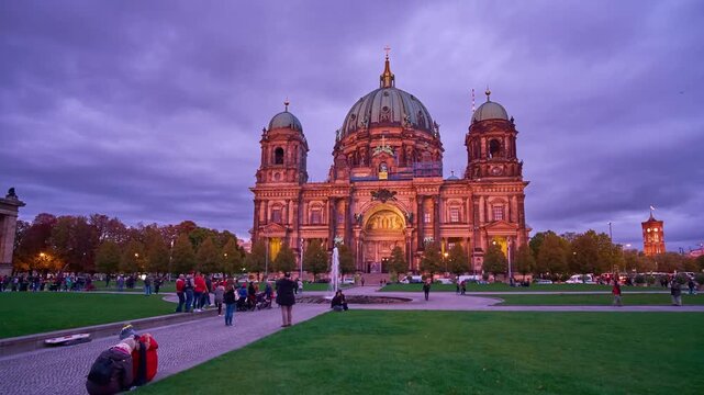 Evening timelapse at the Berliner Dom, Berlin, Germany