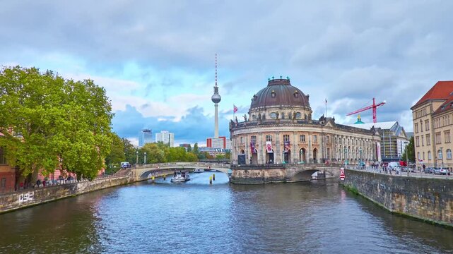 Timelapse with tourist boats at Bode Museum, Berlin, Germany
