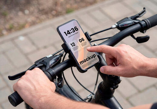 Bicycle Phone Holder Mockup &ndash; Outdoor navigation screen