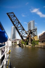 Obraz premium View of the Chicago Skyline on a Clear Blue Summer Day from the River