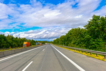 A7 in Fahrtrichtung Norden vor Ausfahrt Gollhofen/Aub/Oberickelsheim