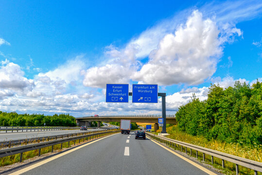 A3 in Fahrtrichtung Norden bei  Kreuz Biebelried