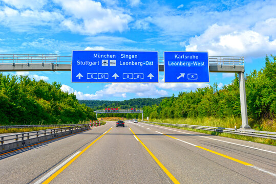 A81 in Fahrtrichtung S&uuml;den am Dreieck Leonberg in Baden-W&uuml;rttemberg