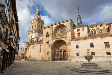 Fototapeta premium Burgo de osma cathedral facade and square in soria, spain