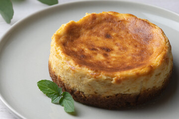 ホール豆腐チーズケーキのクローズアップ