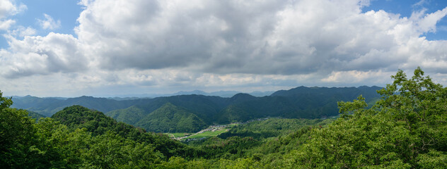 少し険しい猪名川町大野山