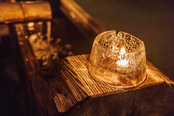 冬の木曽路・妻籠宿「氷雪の灯祭り」のアイスキャンドルと玉ボケ