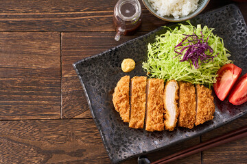 ロースとんかつ定食