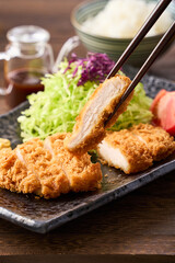 ロースとんかつ定食