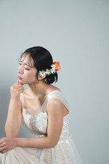 ウェディングドレスを着た花嫁