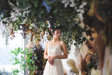 ウェディングドレスを着た花嫁