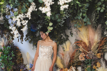 ウェディングドレスを着た花嫁