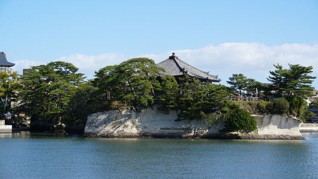 Matsushima Bay, Sendai &ndash; Stunning Pine-Covered Islands in Miyagi, Japan