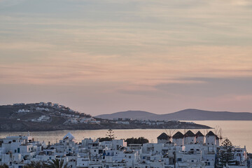 Fototapeta premium mykonos downtown on sunset