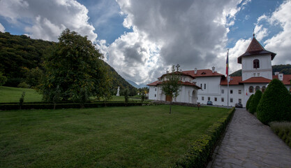 Fototapeta premium castle in the mountains