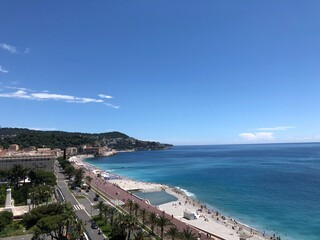Naklejka premium Beautiful coastline of Nice, French Riviera under a clear blue sky