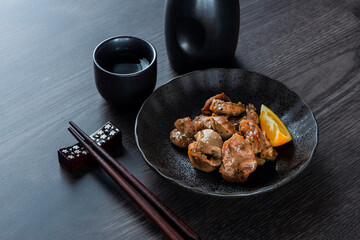 皿に盛った砂ズリ