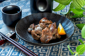 皿に盛った砂ズリ