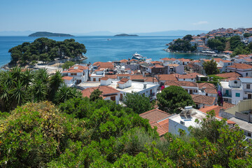 Fototapeta premium Panorama of The town of Skiathos, Sporades, Thessaly, Greece