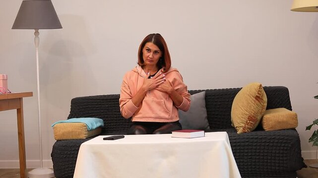 woman showing gesture of honesty and trust
