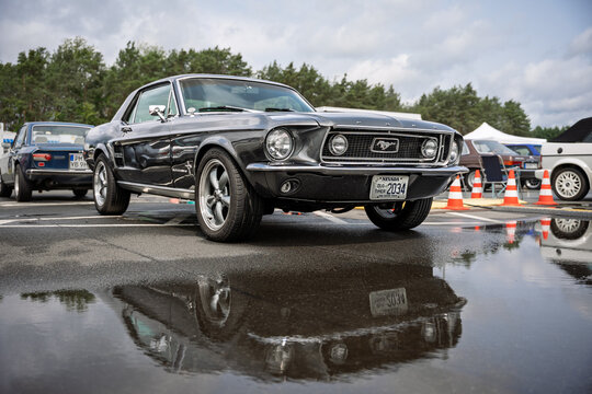 LINTHE, GERMANY - JUNE 08, 2025: Iconic sports car Ford Mustang Fastback, 1967. Die oldtimer show.