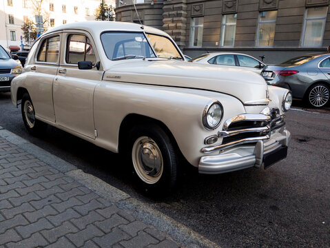 front view of a vintage GAZ-M20 Pobeda car