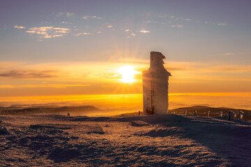 Śnieżka, Karkonosze, góry , zima ,Polska © Daniel Folek