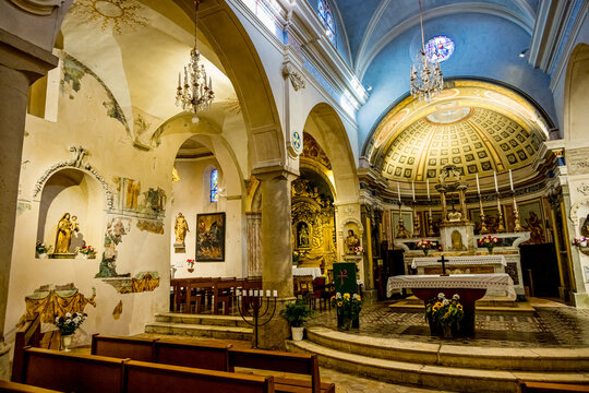 &Eacute;glise Sainte-Marie-Madeleine de Biot sur la C&ocirc;te d'Azur en France
