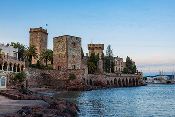 Le Château de la Napoule sur la station balnéaire de Mandelieu-la-Napoule sur la Côte d'Azur en France © Gerald Villena