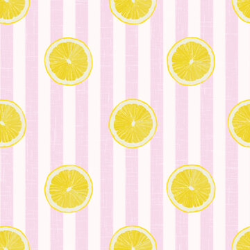 Seamless pattern with painted lemon slices on textured pink stripes