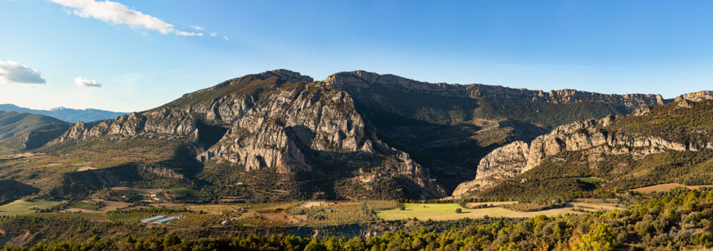 Panoramica de la Abella de la Conca, Pallars Lluss&agrave;. Lleida