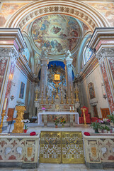 Naklejka premium PRAIANO, ITALY - OCTOBER 6, 2025: The presbytery of the church Chiesa di san Genaro