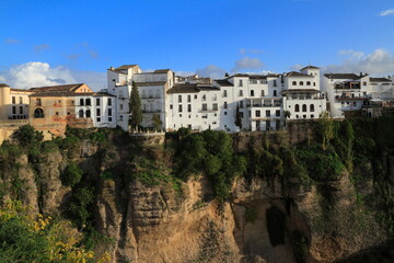 Obraz premium White Cliffside Houses and Balconies in Ronda