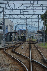 駅構内の線路と分岐路