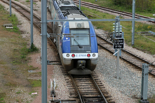 Train TER