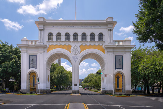 Arcos de Guadalajara - Guadalajara, Jalisco, Mexico