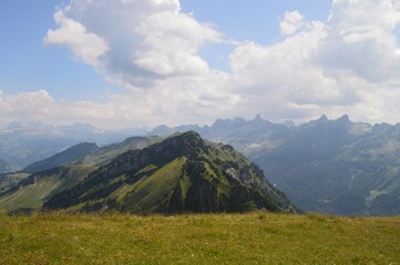 Fototapeta premium Gratwanderweg Stoos mountain ridge hike between Fronalpstock and Chlingenstock Switzerland
