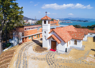 전남 고흥군 소록도성당의 가을 풍경
