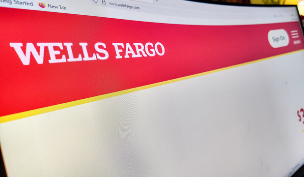 wells fargo website on a computer screen