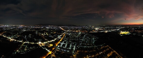 태국 방센 도심의 화려한 불빛과 도로망이 어우러진 역동적인 야경 드론 항공 촬영 사진  © rokacaptain