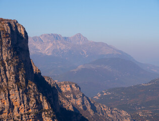 Obraz premium View from Vikos gorge to Mount Nemerçka (Dousko) on the border of Albania and Greece