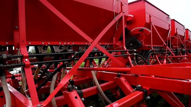 Row seed drill grain. Seed sowing device.